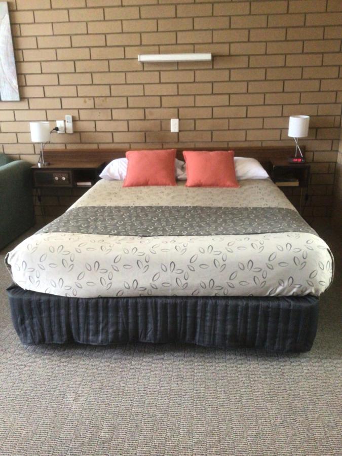 Mount Wycheproof Motor Inn Екстер'єр фото