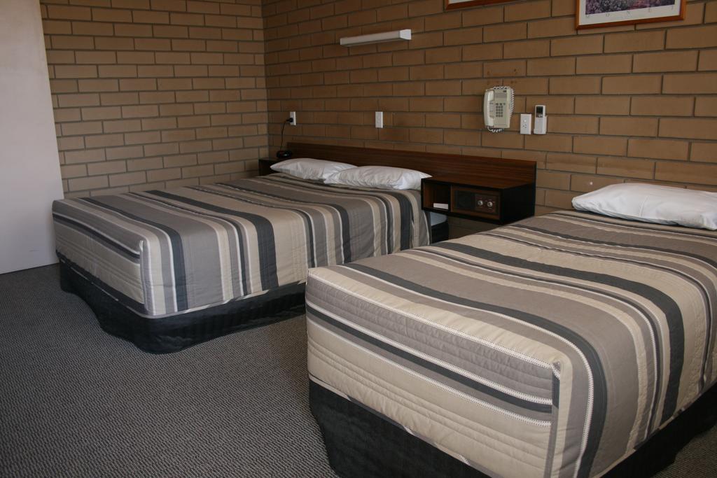 Mount Wycheproof Motor Inn Екстер'єр фото