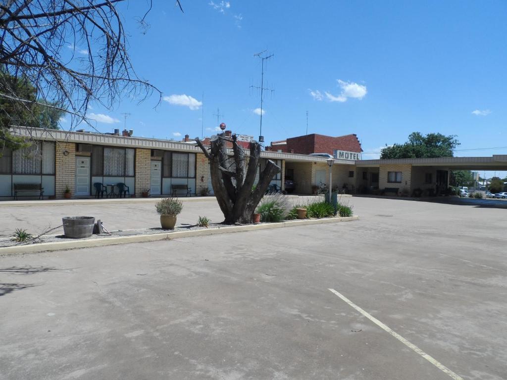 Mount Wycheproof Motor Inn Екстер'єр фото