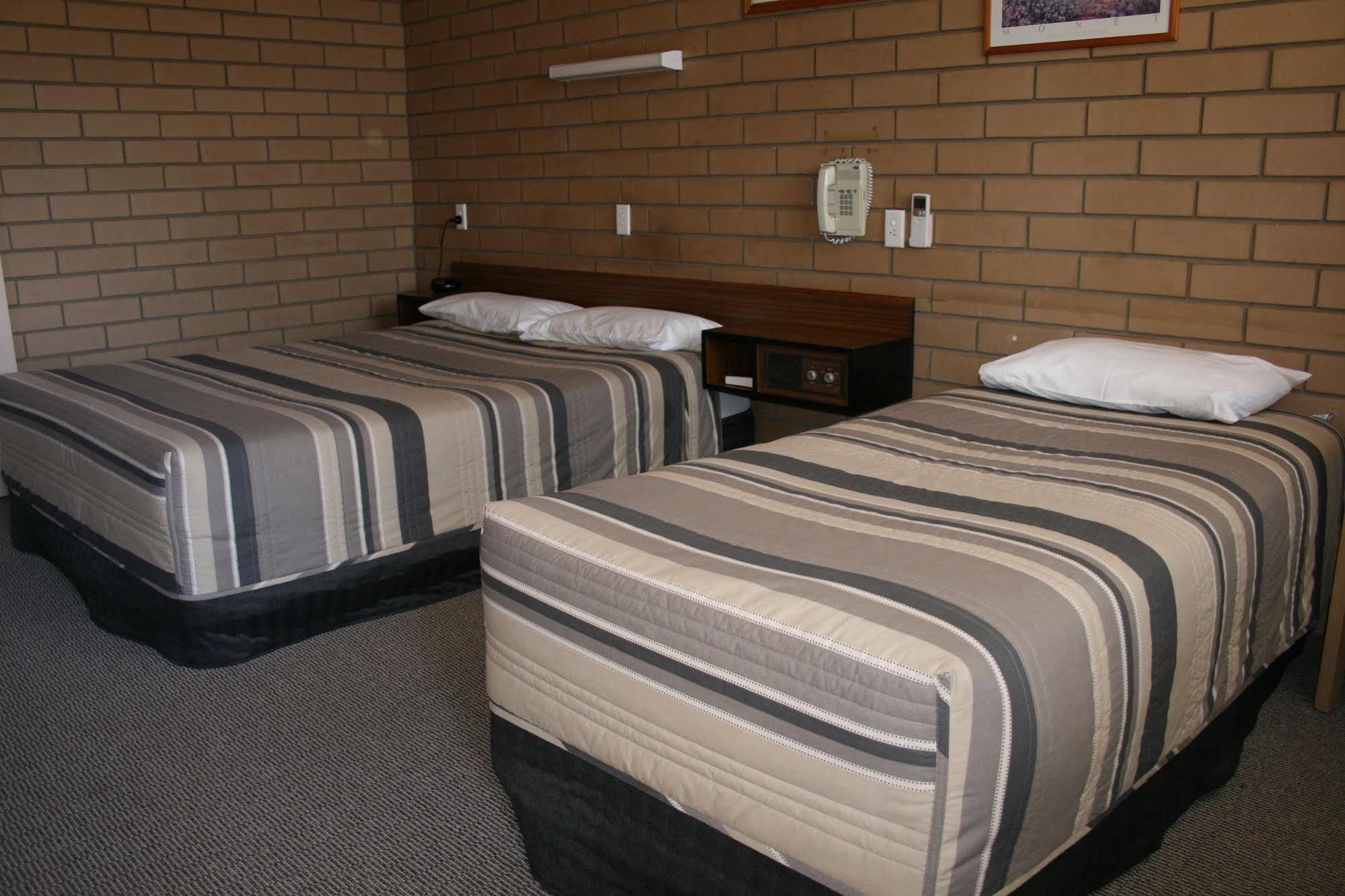 Mount Wycheproof Motor Inn Екстер'єр фото