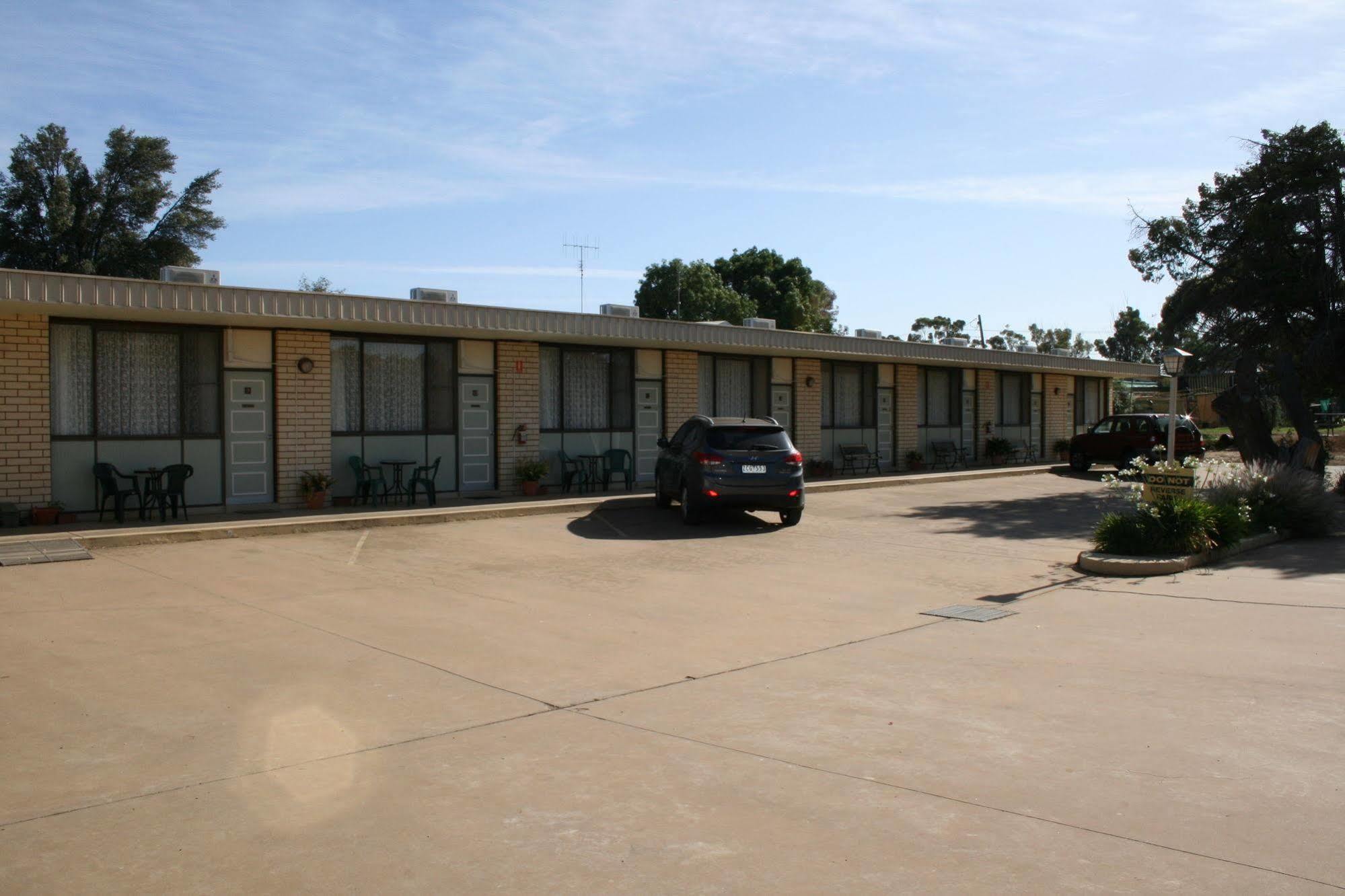 Mount Wycheproof Motor Inn Екстер'єр фото